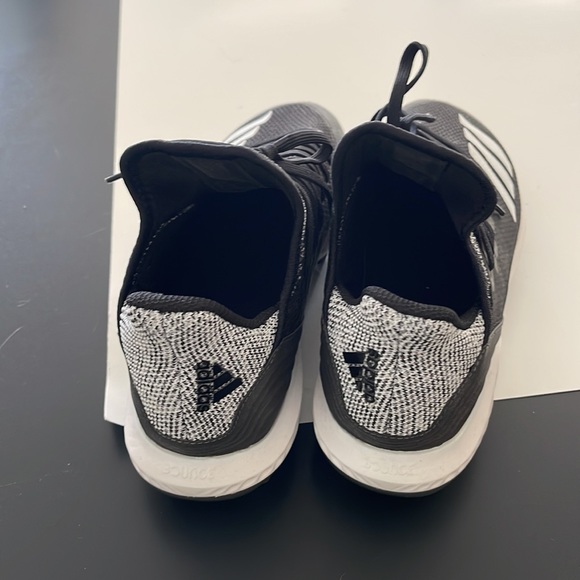 Adidas - Picture 3 of 4